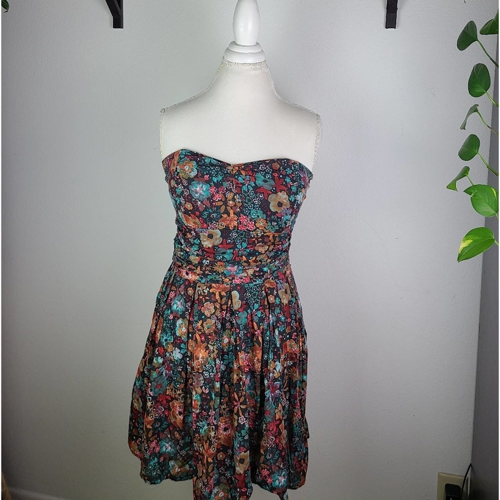 AMERICAN RAG | FLORAL STRAPLESS DRESS - Picture 3 of 11